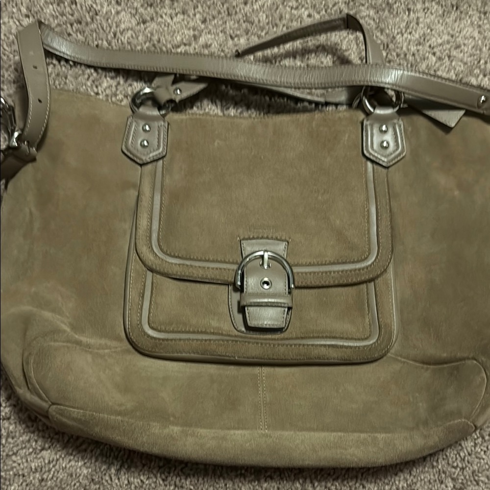 Elegant Tan Leather Women's Bag